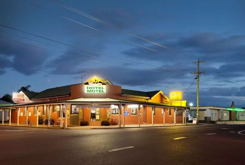 Lamington Hotel Motel   Detached Motel