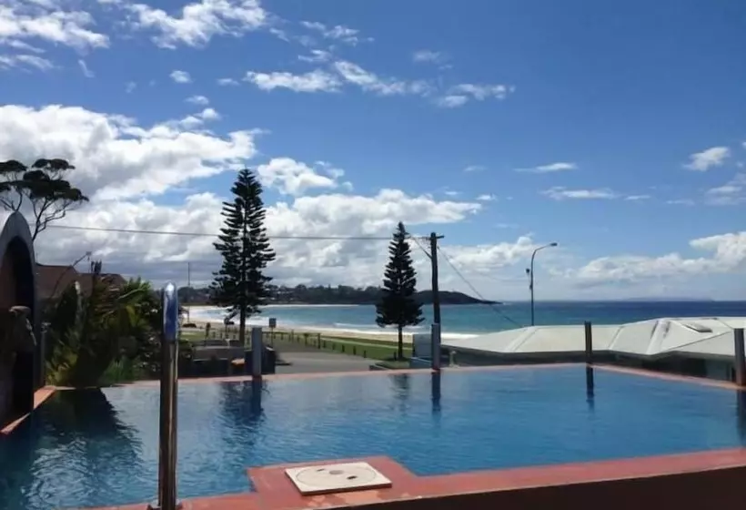 Motelli Beachhouse Mollymook