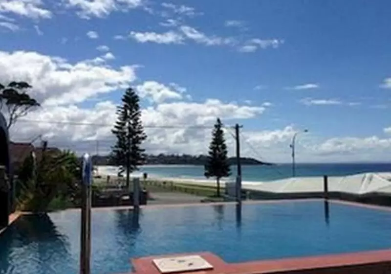 Motelli Beachhouse Mollymook
