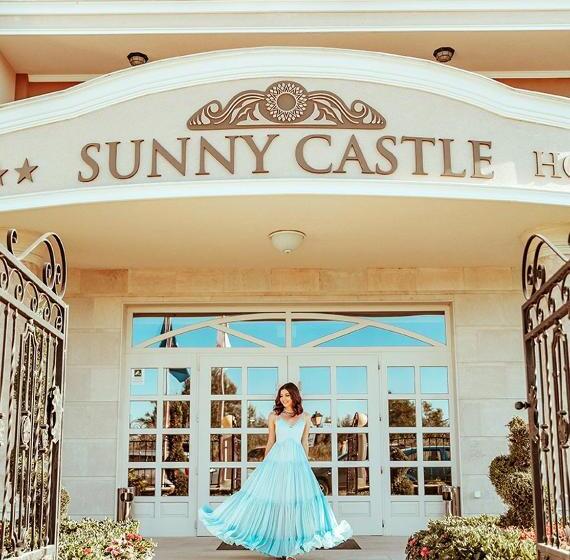 Sunny Castle Hotel   All Inclusive And Free Parking