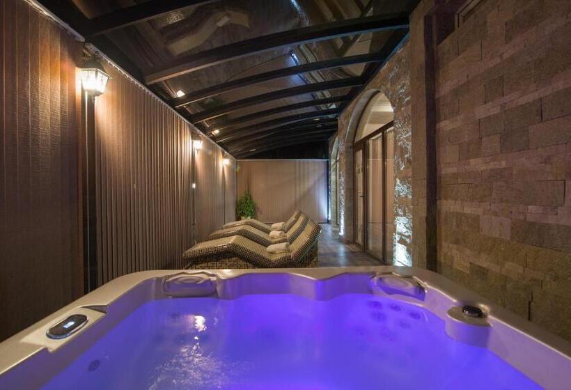 Sunny Castle Hotel   All Inclusive And Free Parking