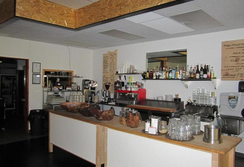 The Mighty Fraser Motel