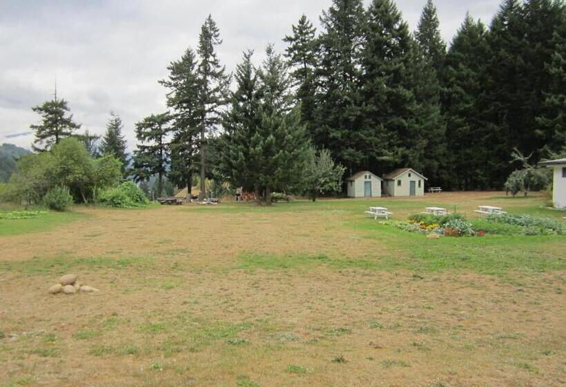 The Mighty Fraser Motel