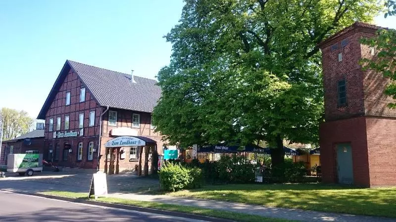 Hotelli Zum Landhaus