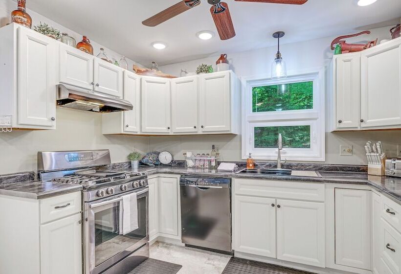 Alden Home W/ Fire Pit: Steps To Torch Lake!