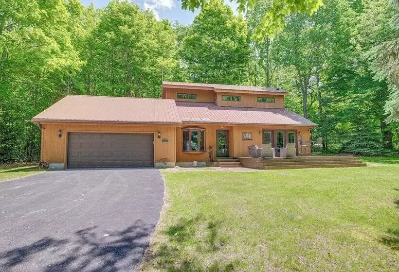 Alden Home W/ Fire Pit: Steps To Torch Lake!