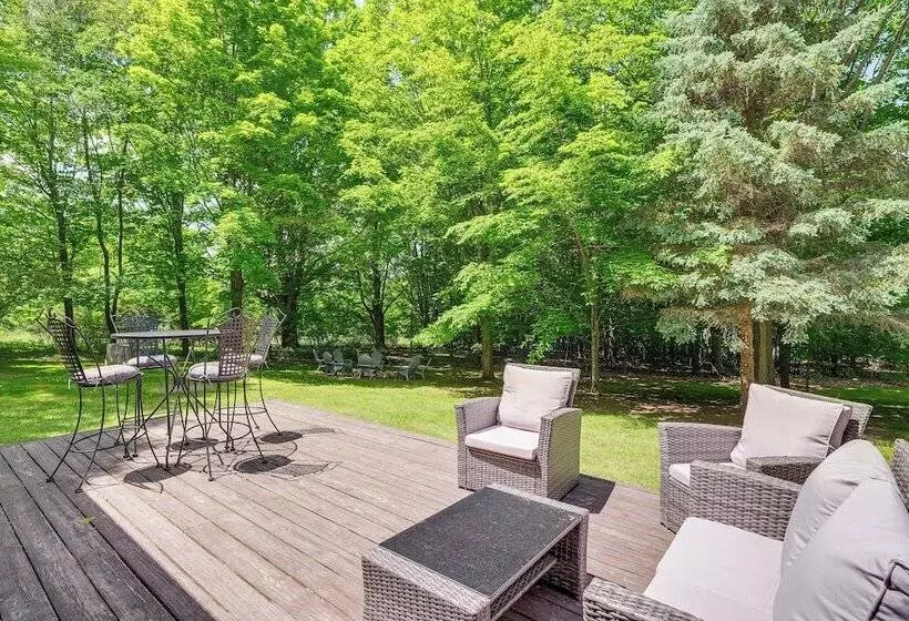 Alden Home W/ Fire Pit: Steps To Torch Lake!