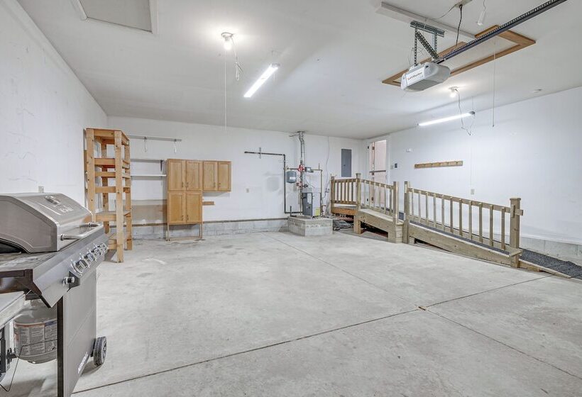 Alden Home W/ Fire Pit: Steps To Torch Lake!