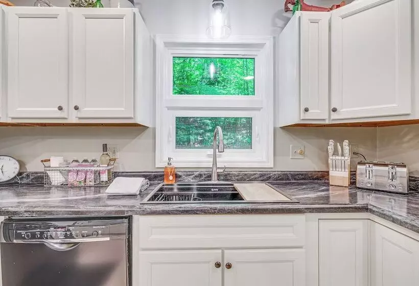 Alden Home W/ Fire Pit: Steps To Torch Lake!