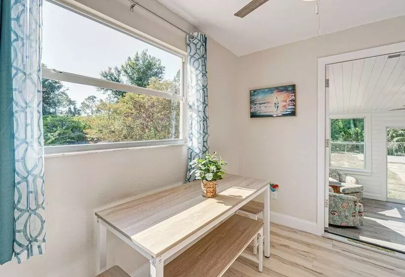 Chic Port Charlotte Home ~ 9 Mi To Englewood Beach