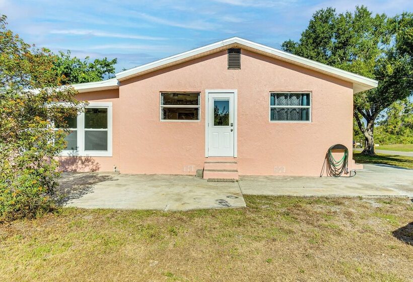 Chic Port Charlotte Home ~ 9 Mi To Englewood Beach