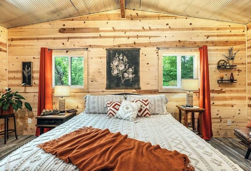 Cozy Cove Cabin