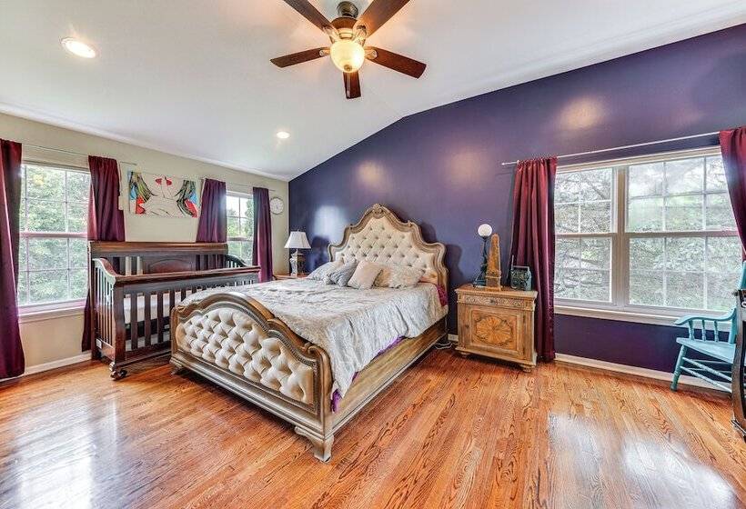 Eclectic Grayslake Home W/ Private Yard & Fire Pit