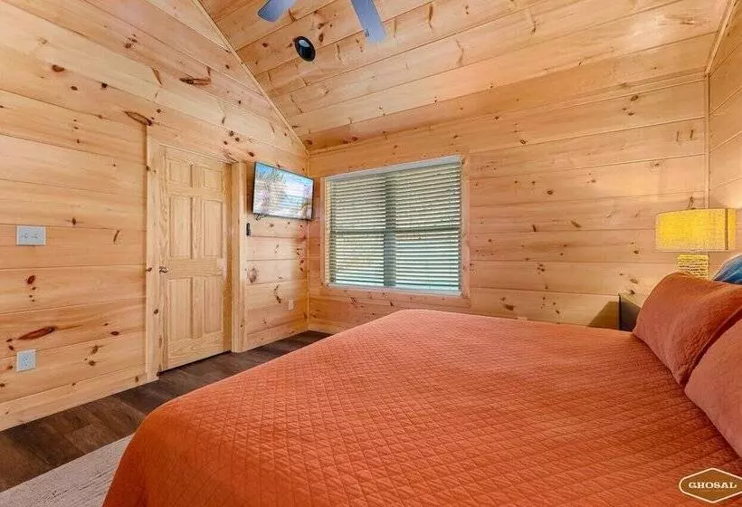 Elevated Escape By Ghosal Luxury Lodging