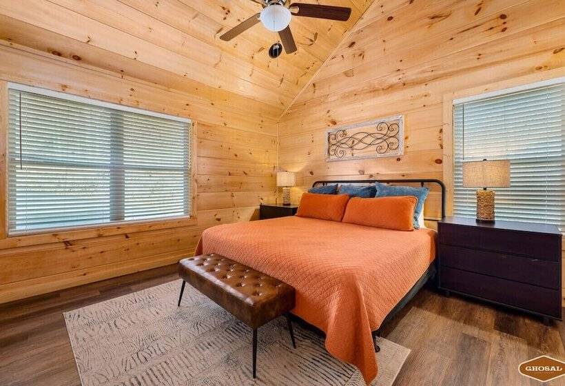 Elevated Escape By Ghosal Luxury Lodging