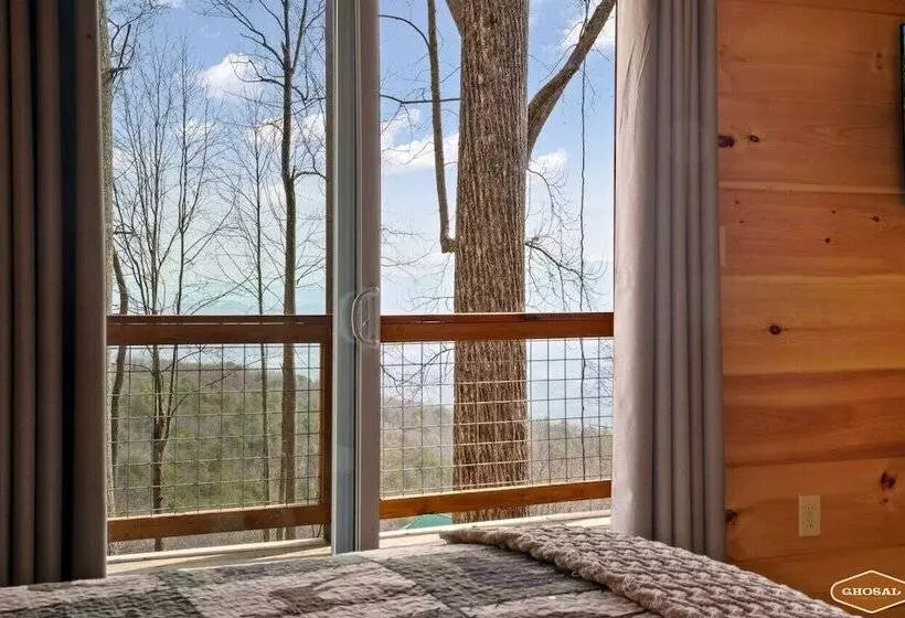 Elevated Escape By Ghosal Luxury Lodging