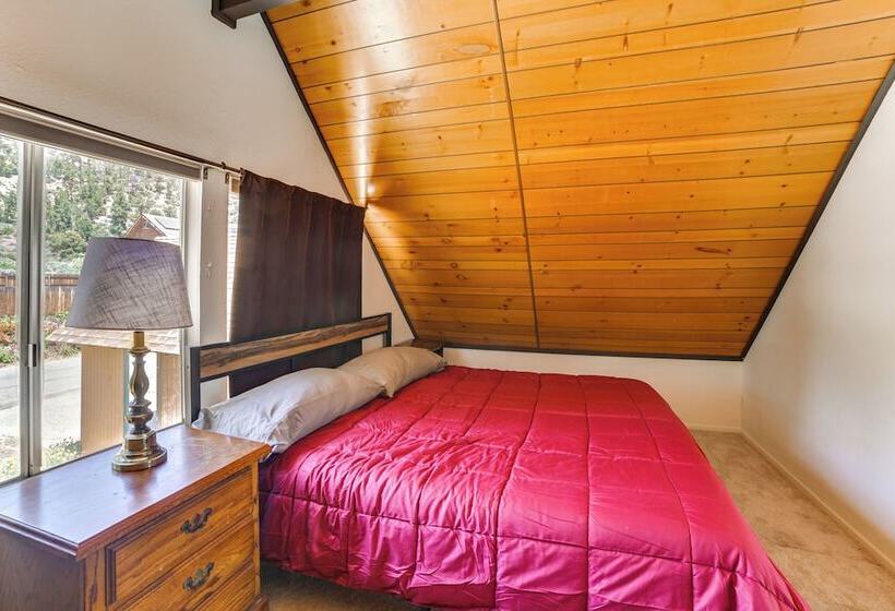 Frazier Park Cabin W/ Ping Pong Table, Near Trails