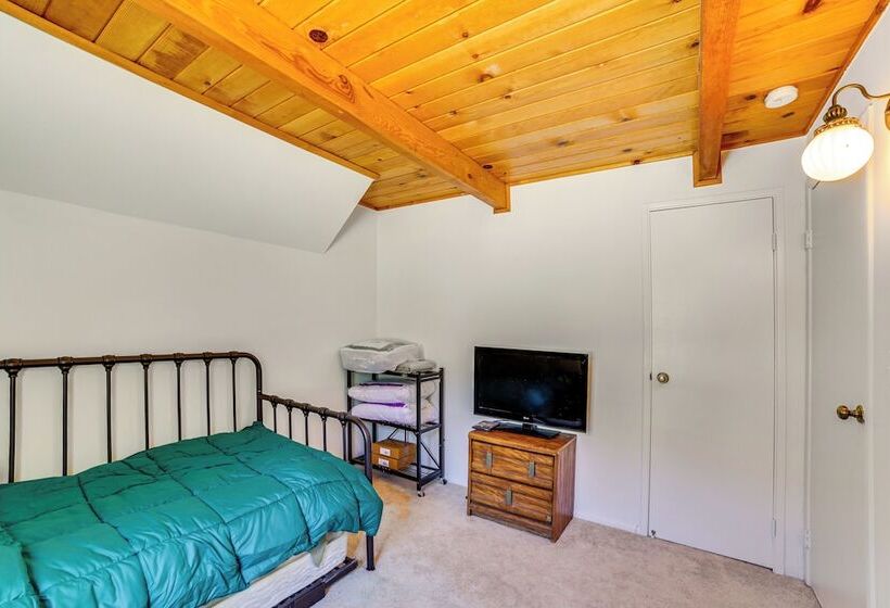 Frazier Park Cabin W/ Ping Pong Table, Near Trails