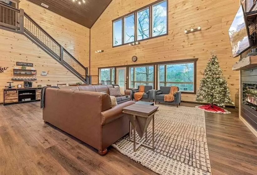 Hidden Gem Masterpiece By Ghosal Luxury Lodging