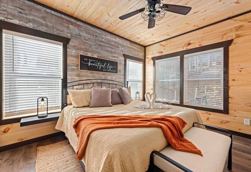 Hidden Gem Masterpiece By Ghosal Luxury Lodging