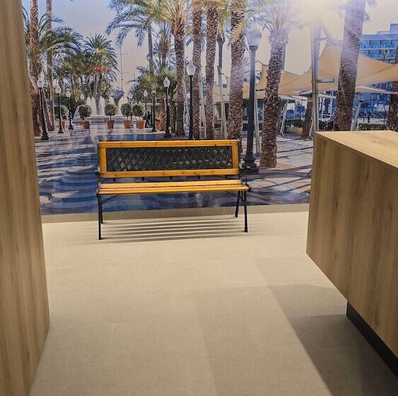 Hostal Rambla 24 By Holihome