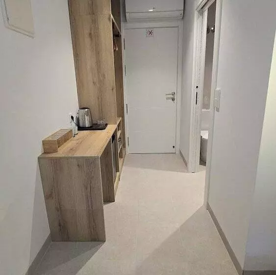 Hostal Rambla 24 By Holihome