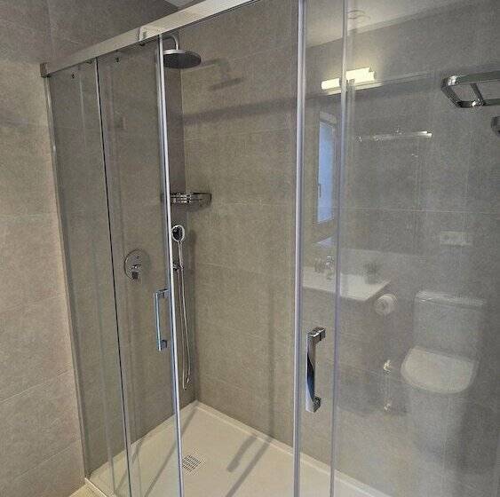 Hostal Rambla 24 By Holihome