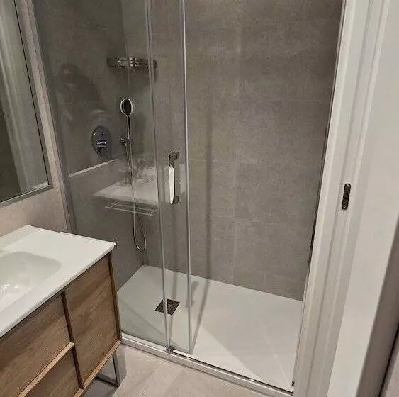 Hostal Rambla 24 By Holihome