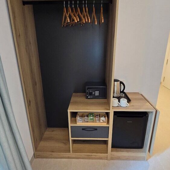 Hostal Rambla 24 By Holihome