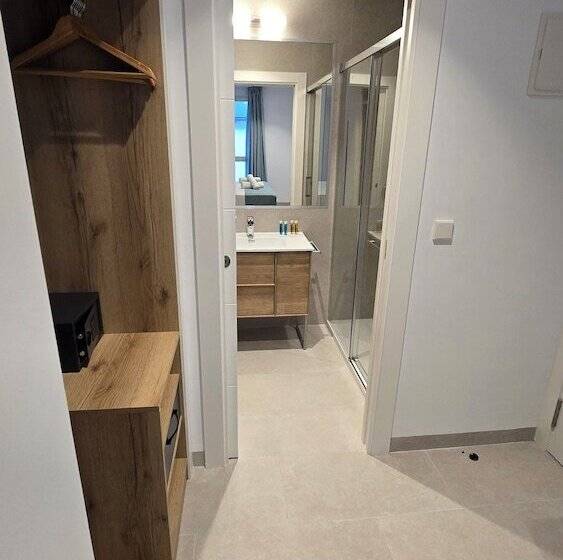 Hostal Rambla 24 By Holihome