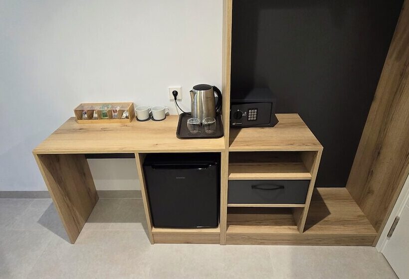 Hostal Rambla 24 By Holihome