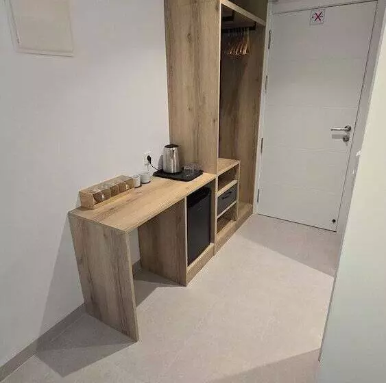 Hostal Rambla 24 By Holihome