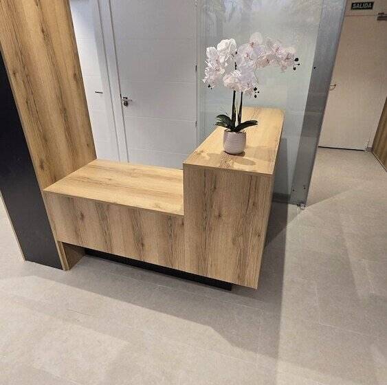 Hostal Rambla 24 By Holihome