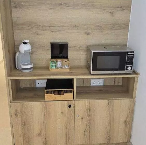 Hostal Rambla 24 By Holihome