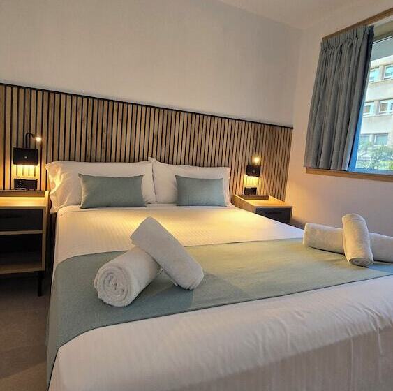 Hostal Rambla 24 By Holihome