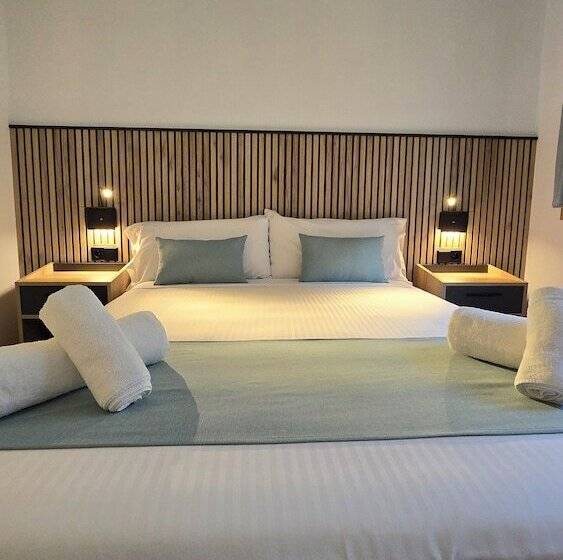 Hostal Rambla 24 By Holihome