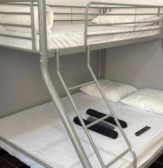 هتل Hôtel Le Capitol