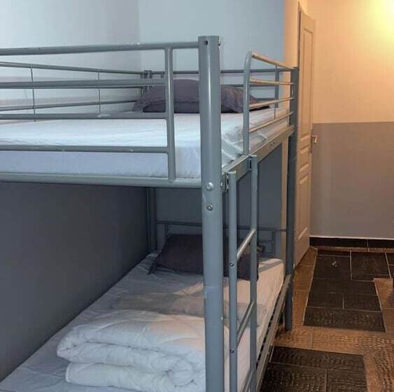 هتل Hôtel Le Capitol