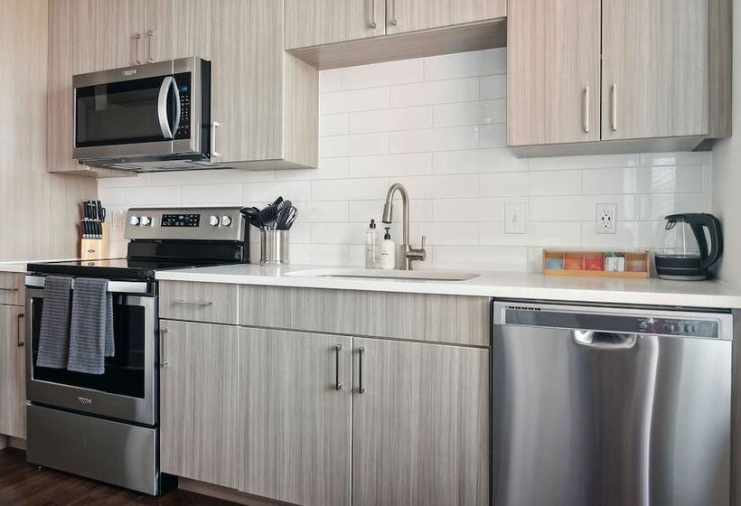 Kasa At Cortland Noda Charlotte