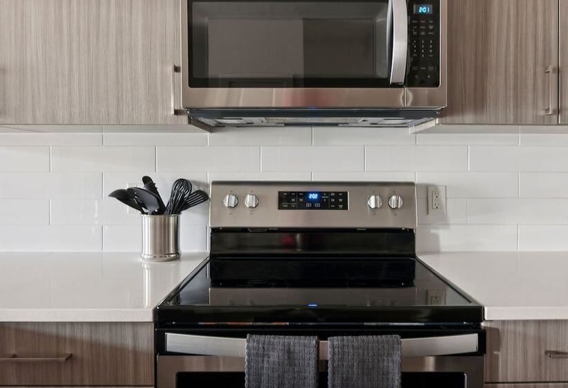 Kasa At Cortland Noda Charlotte