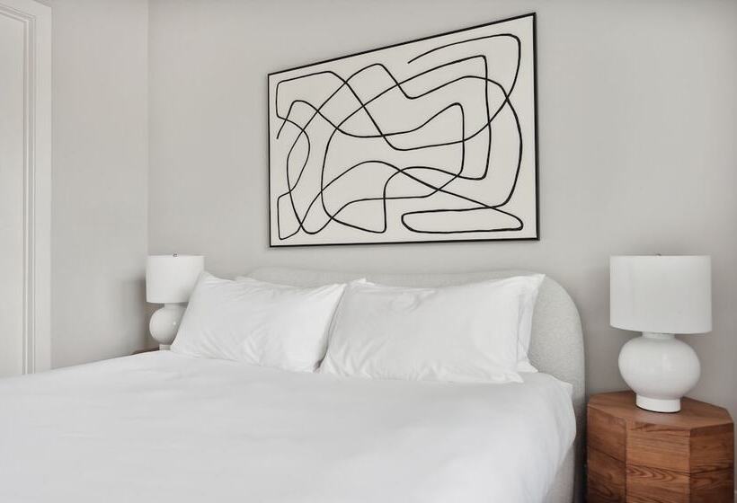 Kasa At Cortland Noda Charlotte