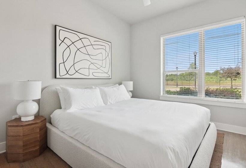 Kasa At Cortland Noda Charlotte