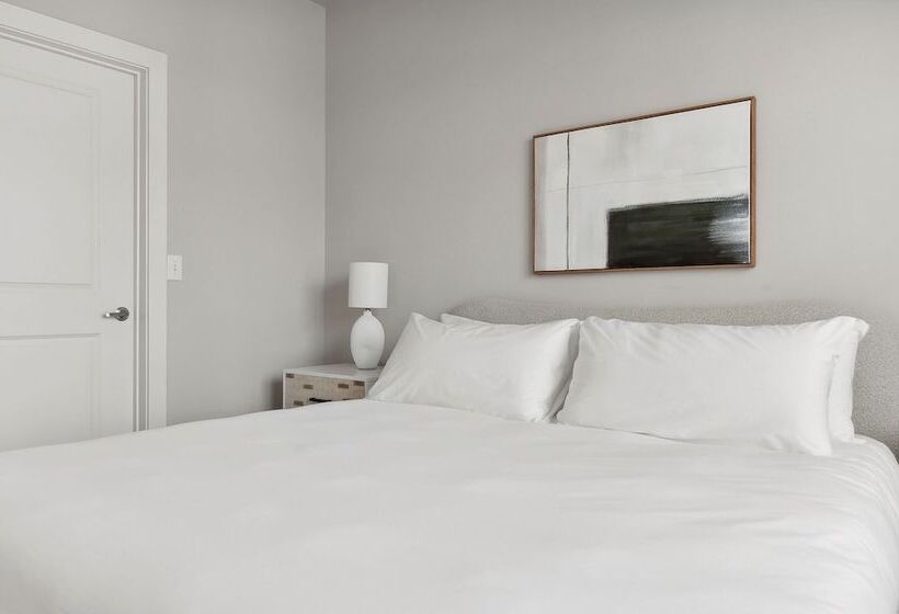 Kasa At Cortland Noda Charlotte