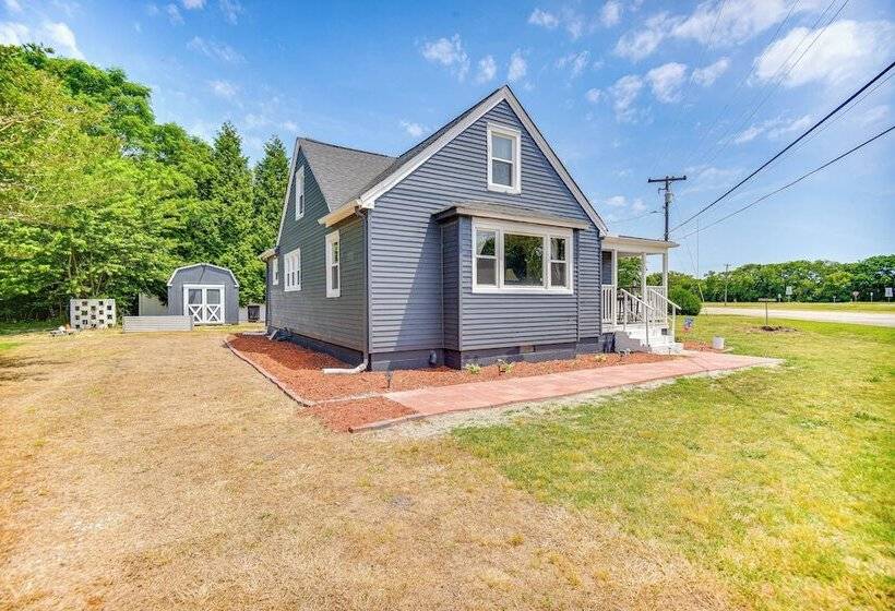 Modern Cape Charles Home: 1 Mi To Kiptopeke Beach!