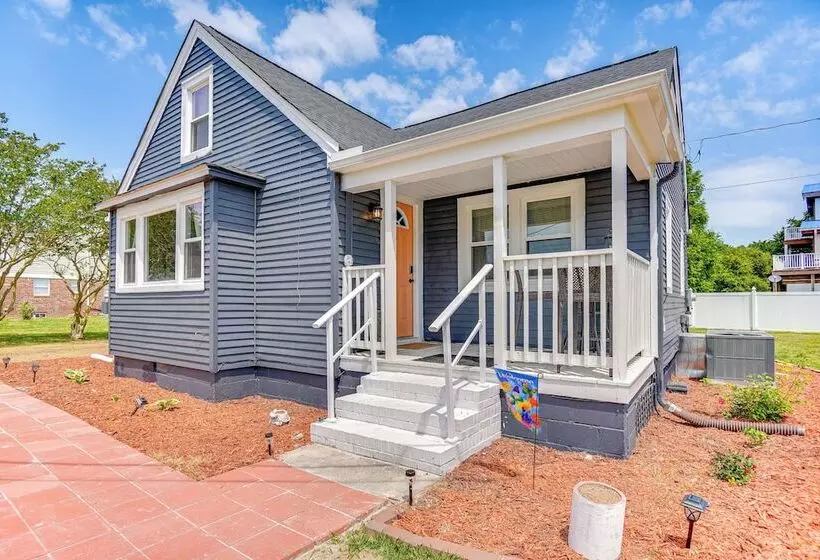 Modern Cape Charles Home: 1 Mi To Kiptopeke Beach!