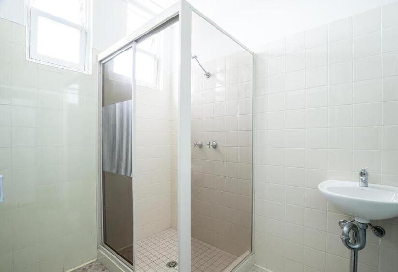 فندق على الطريق Unanderra