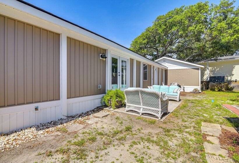 Walk To Ocean: Myrtle Beach Home W/ Screened Porch