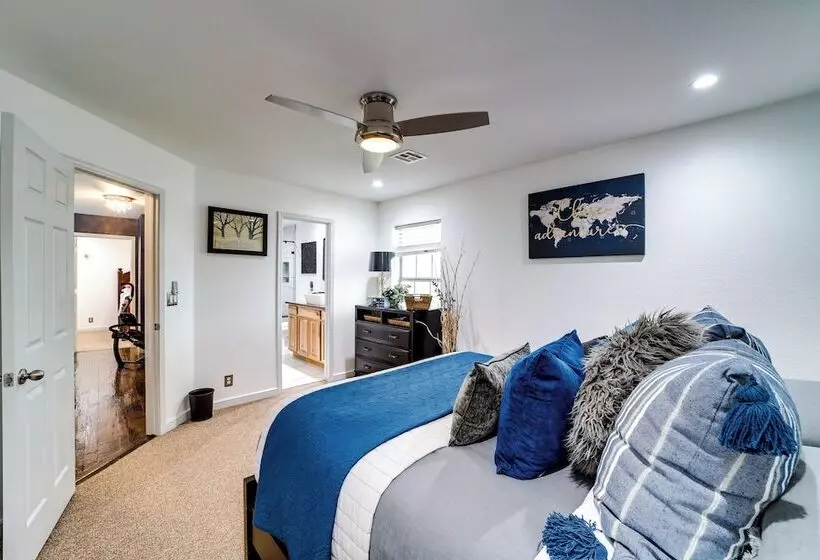 Peace & Tranquility  Home, 2 Mi To Downtown Tulsa