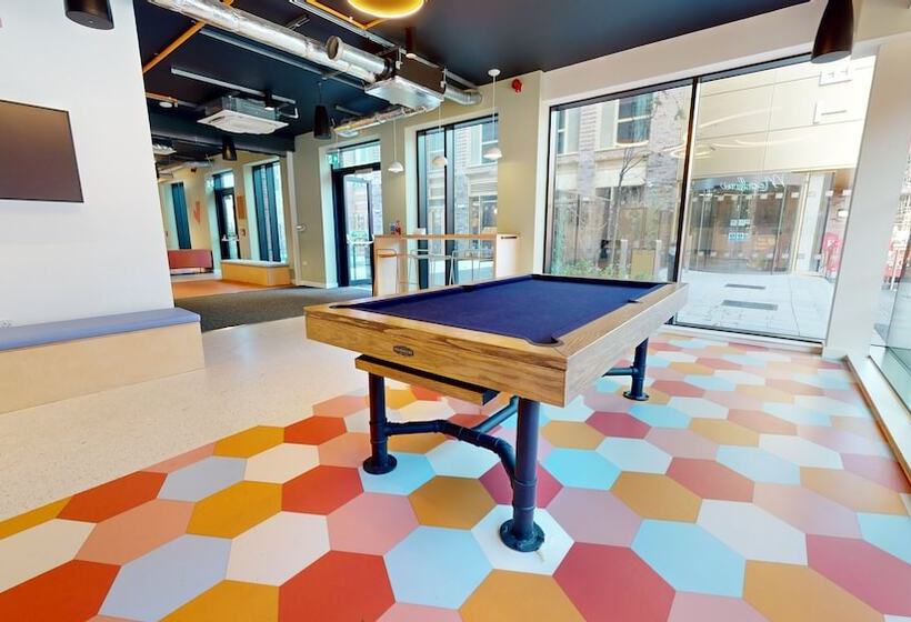 Пансион Student Only, Ensuite In A Stylish Apartment