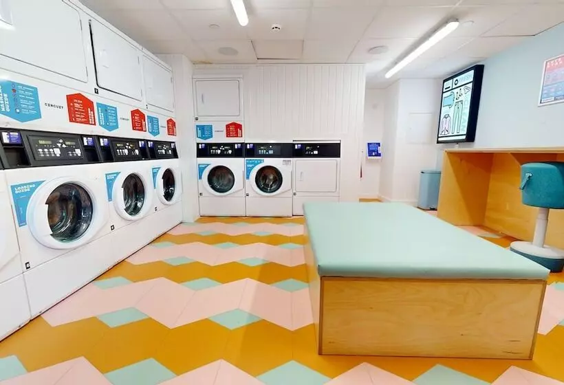 پانسیون Student Only, Ensuite In A Stylish Apartment